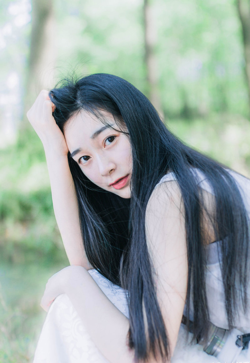 “你怎么做到的？”魏延瞪眼看向庞统，两人这半年多来，可是一直都在一起，也没见庞统离开过。